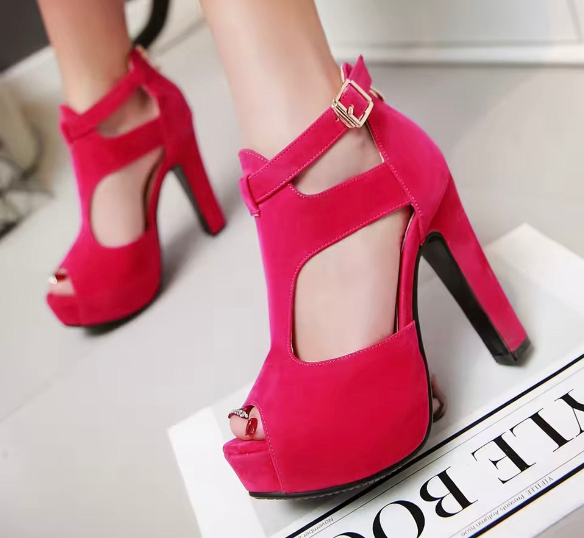 Dolly Heels