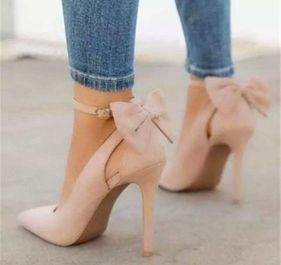 Bow Heels Size 2 eu34 Nude IN STOCK