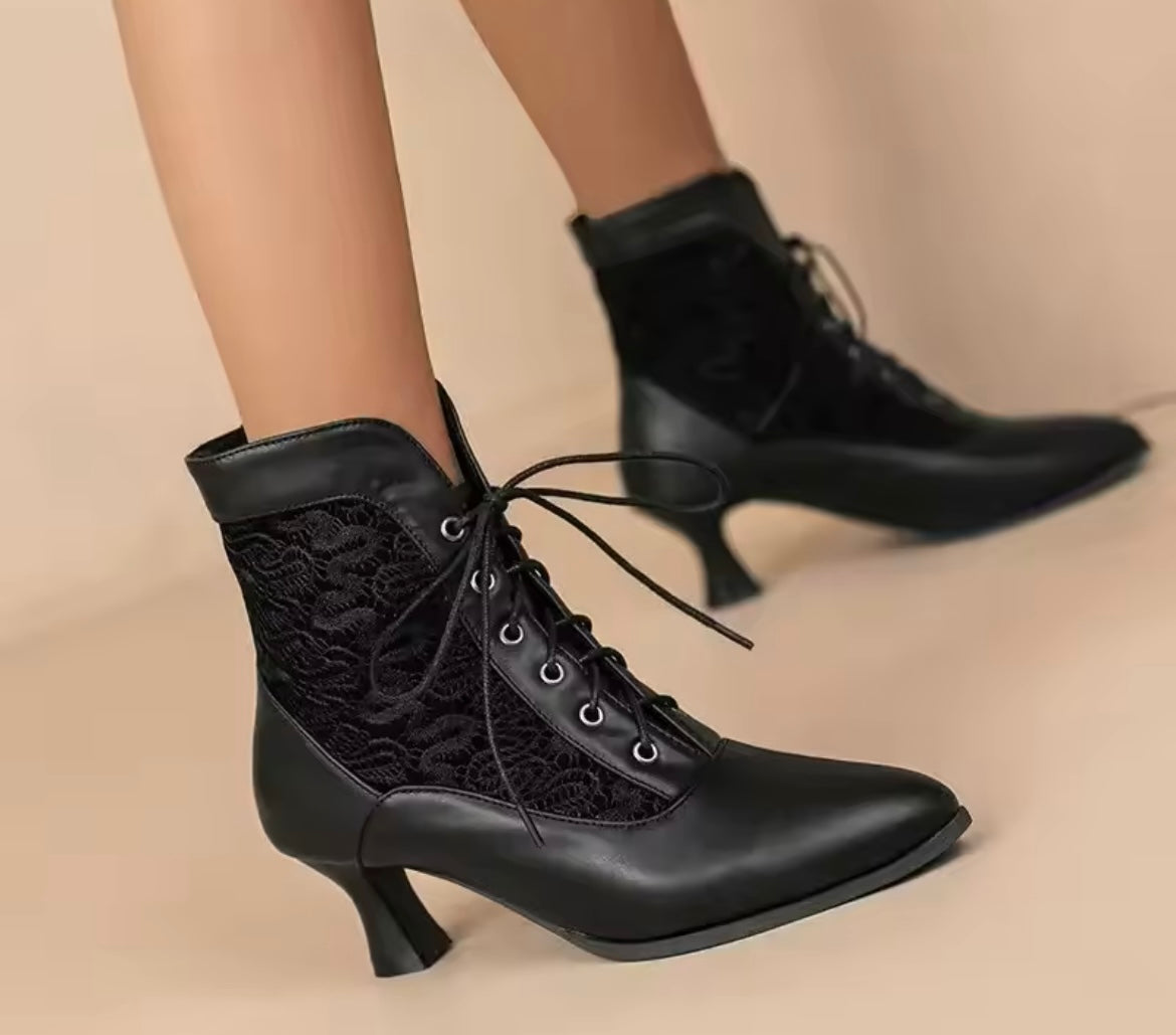Betty Ankle Boots