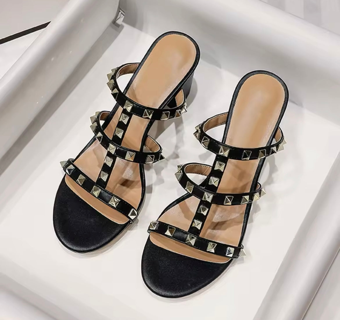 Dalhia Stud Sandals