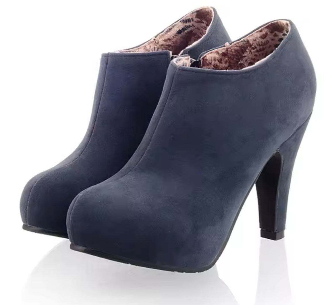 Olivia Shoe Boot - size 1 - Blue - IN STOCK