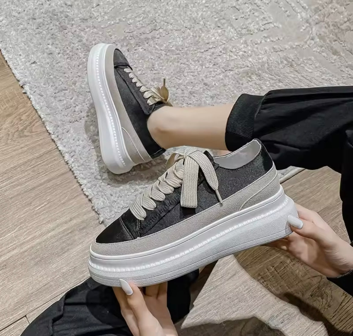 Veronica Trainers