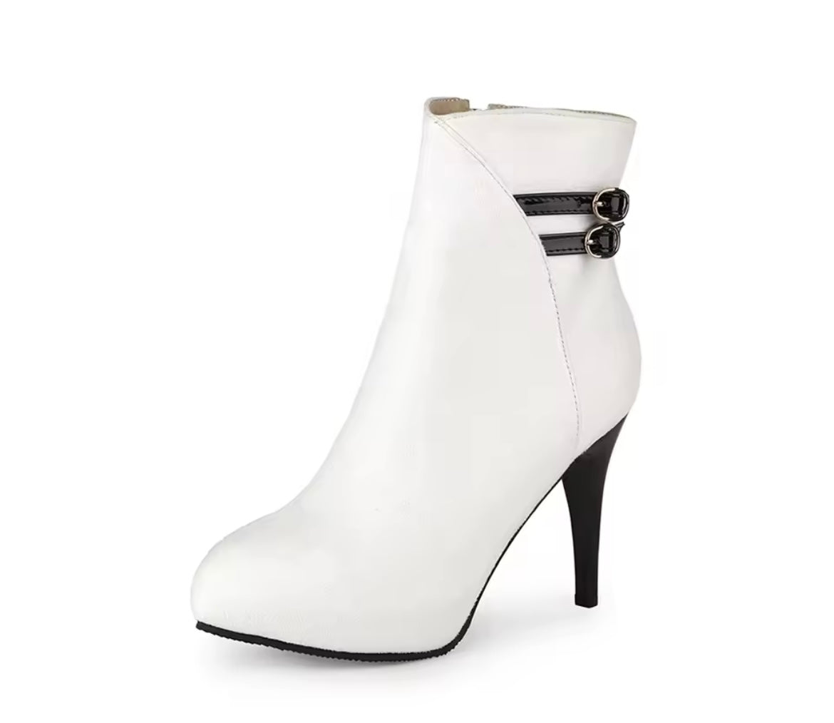 Lorna Ankle Boots