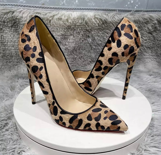 leopard print heel shoes