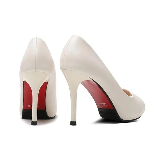 Mia Round Toe Pumps